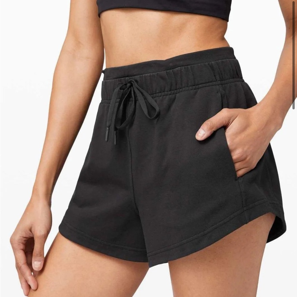 Lululemon Inner Glow 3” inseam, High Rise